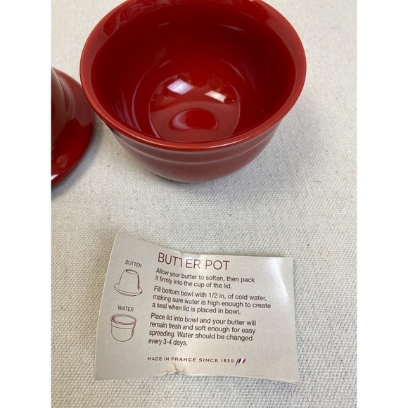 Emile Henry Butter Pot red ceramic nwot butter keep - Picture 4 of 6